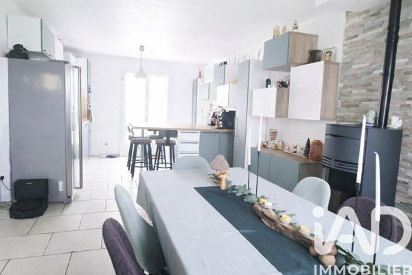 Maison à vendre 5 pièces 105 m² Fontenay-Trésigny