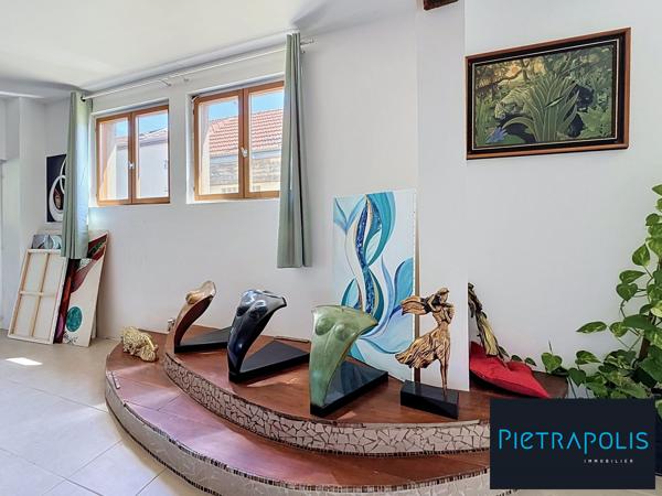 Maison individuelle 298m2 au sol
