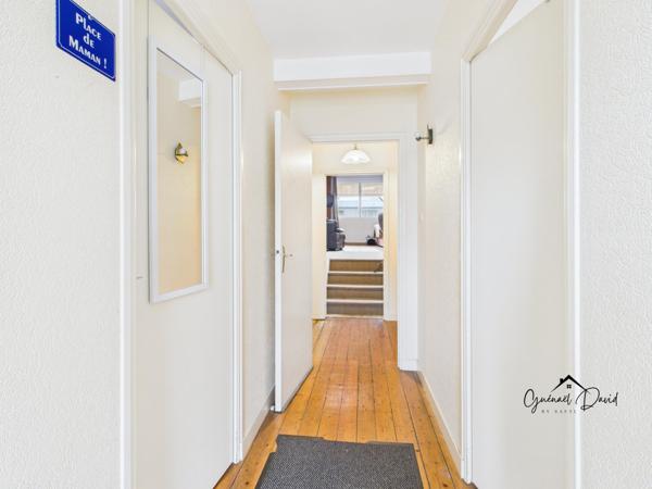 Rare en centre-ville de Saint-Pol-de-Léon, maison à fort potentiel avec jardin et dépendance