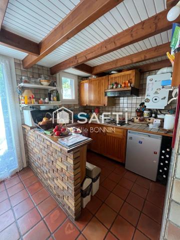 Talence deux maisons de plain pied sur un terrain de 550m² à proximité du tram