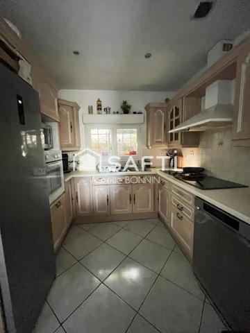 Talence deux maisons de plain pied sur un terrain de 550m² à proximité du tram