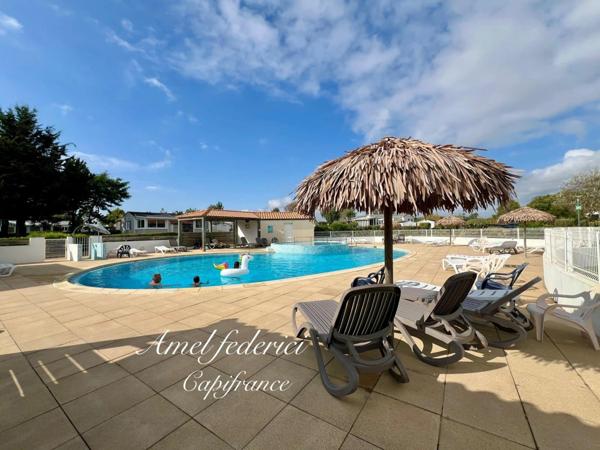 🏖️ Mobil-home – 43 m² sur parcelle arborée dans PRL 3★ avec piscine – Plage à 5 min à pied !