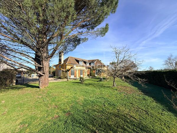 Vente Maison190 m² - 8 Pièces - LIBOURNE (33500)