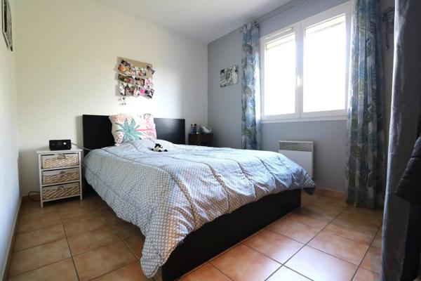 Maison T5 plus garage sur terrain de 750 m²