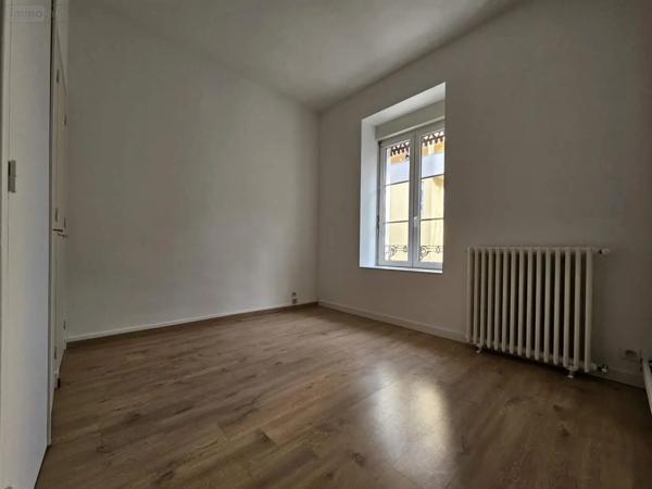 Location - Appartement Mâcon 71000 3 pièces 71 m 2
