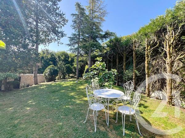 Maison à vendre  11 pièces - 350 m2 MARNES LA COQUETTE - 92