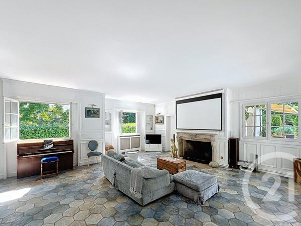 Maison à vendre  11 pièces - 350 m2 MARNES LA COQUETTE - 92