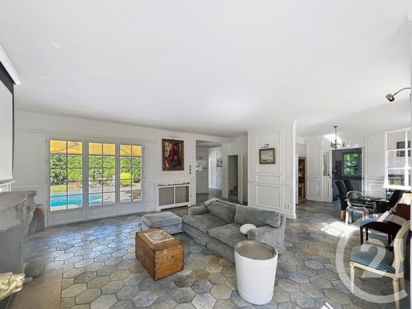 Maison à vendre  11 pièces - 350 m2 MARNES LA COQUETTE - 92