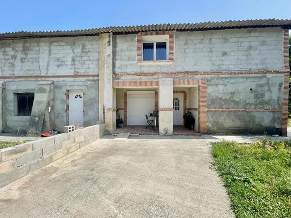 Maison L'Isle Jourdain 3 pièce(s) 75 m², grand garage et combles isolées