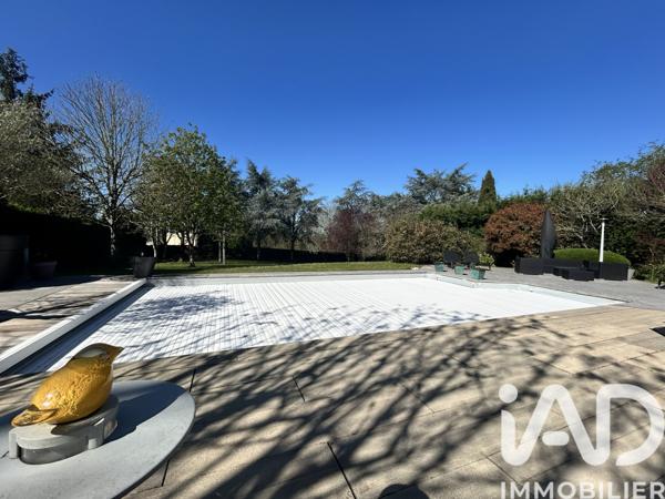 Maison à vendre 8 pièces 216 m² Mûrs-Erigné