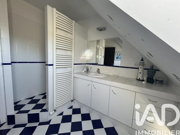 Maison à vendre 8 pièces 216 m² Mûrs-Erigné