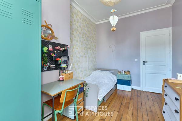 Appartement traversant et rénové au coeur du quartier des Enfants Rouges