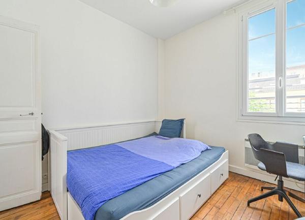 Appartement à vendre    1 pièce • 14 m2 Montrouge