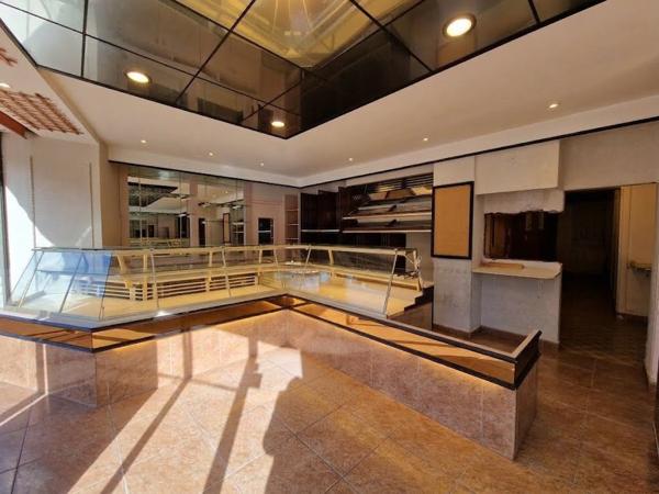 Maison
         5 pièces
        - 78 m² Exclusivité 169 000 € *