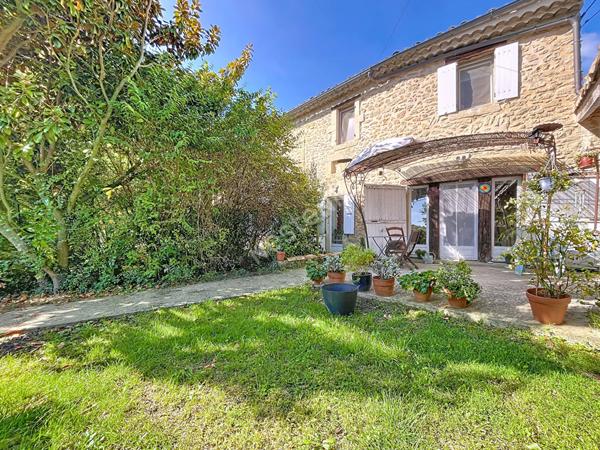 CORPS DE FERME DE 3 HABITATIONS INDEPENDANTES DANS UN ENVIRONNEMENT CALME