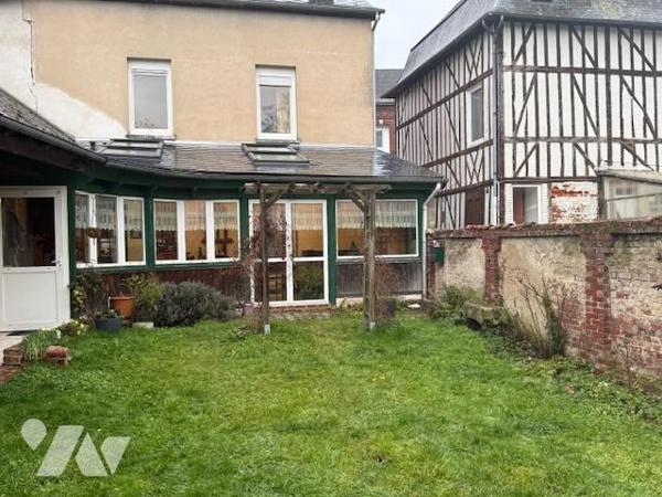 BRIONNE JOLIE MAISON ATYPIQUE BEAUX VOLUMES