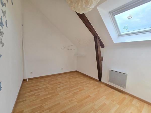 MAISON DE BOURG d'environ 101 m² à IRODOUER