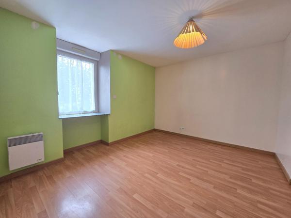 MAISON DE BOURG d'environ 101 m² à IRODOUER