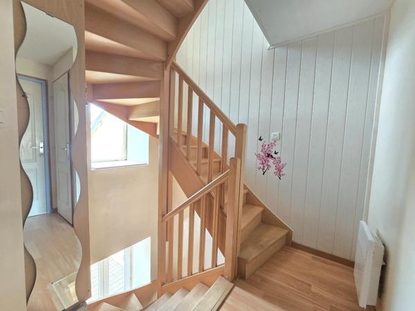 MAISON DE BOURG d'environ 101 m² à IRODOUER