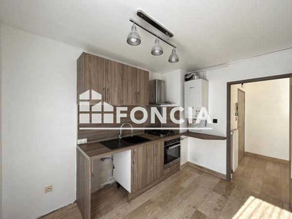 Location Appartement 3 pièces 72.9 m² - RUES THIERS SEVIGNE BD GAMBETT Charleville Mezieres 08000