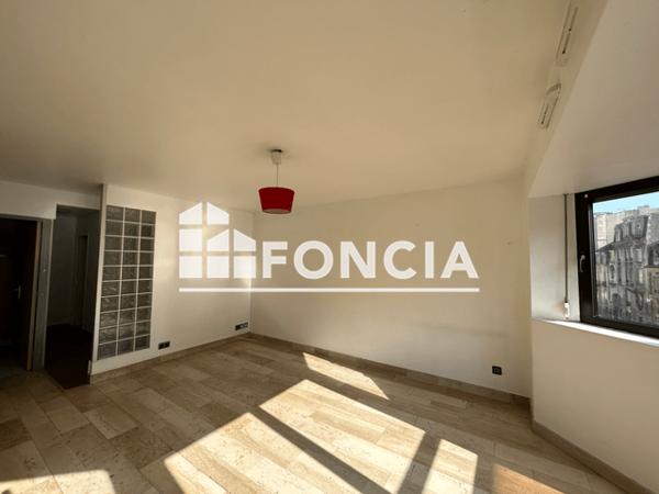 Location Appartement 3 pièces 72.9 m² - RUES THIERS SEVIGNE BD GAMBETT Charleville Mezieres 08000