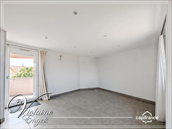 Maison de caractère rénovée avec ascenseur, jardin piscinable – Villedaigne