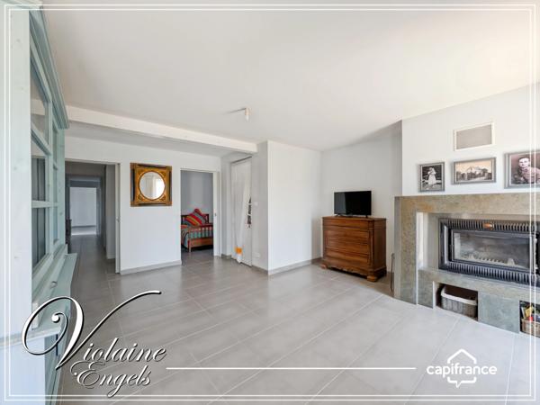 Maison de caractère rénovée avec ascenseur, jardin piscinable – Villedaigne