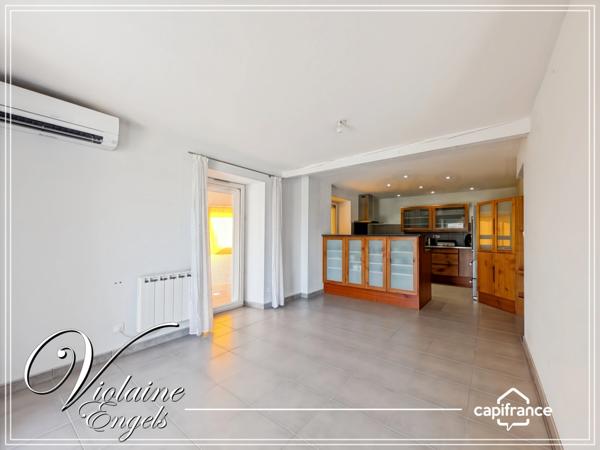 Maison de caractère rénovée avec ascenseur, jardin piscinable – Villedaigne