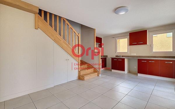 Maison à louer    4 pièces •  Prades