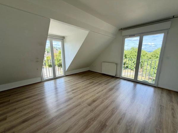 Location                                                      Maison
                        
                     6 pièces                      160 m2                     à Brive-la-Gaillarde