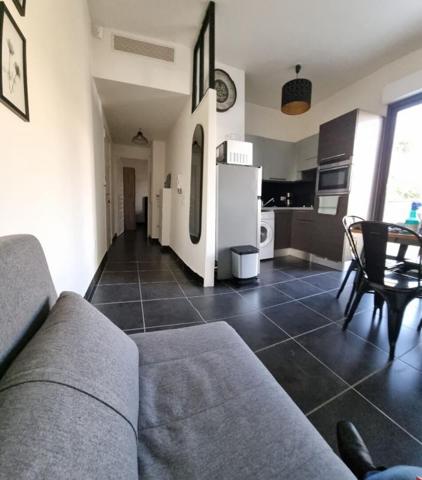 Appartement T2, TERRASSE, GARAGE, PISCINE