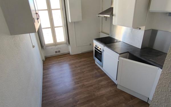 Appartement à vendre    3 pièces • 73 m2 Nîmes