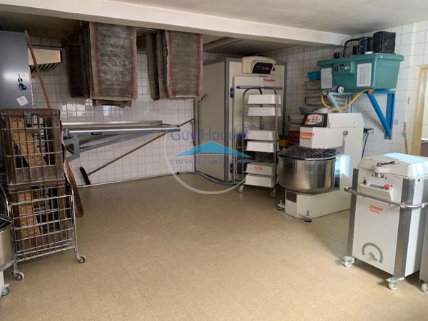 Local commercial Miribel 110 m²