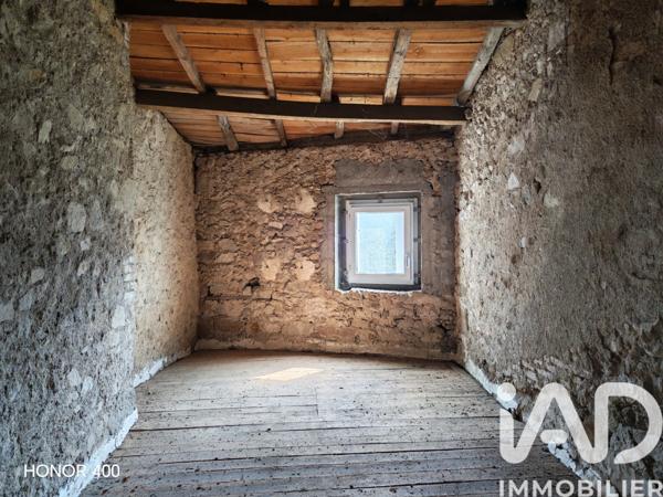 Maison à vendre 4 pièces 75 m² Saint-Aubin-du-Plain