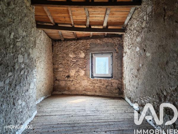 Maison à vendre 4 pièces 75 m² Saint-Aubin-du-Plain