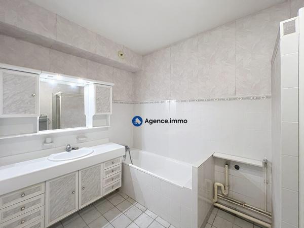À vendre - T2, 2 pièces situé à Tours (37000)