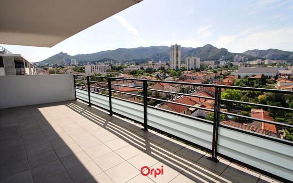Appartement à vendre    3 pièces • 61 m2 Marseille 10