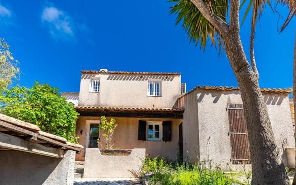 Maison à vendre    4 pièces • 83,27 m2 Sanary-sur-Mer