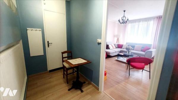IMMEUBLE MIXTE (local commercial et 2 appartements)