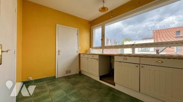 Appartement à rafraîchir avec balcon