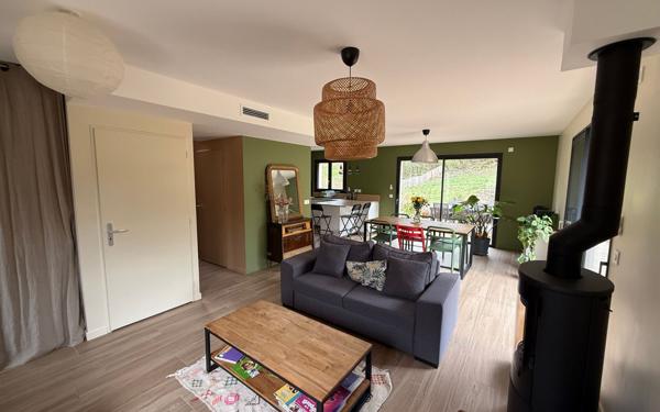 Maison à vendre    5 pièces •  Vienne