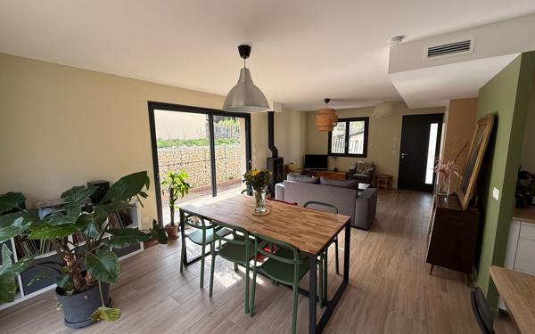 Maison à vendre    5 pièces •  Vienne