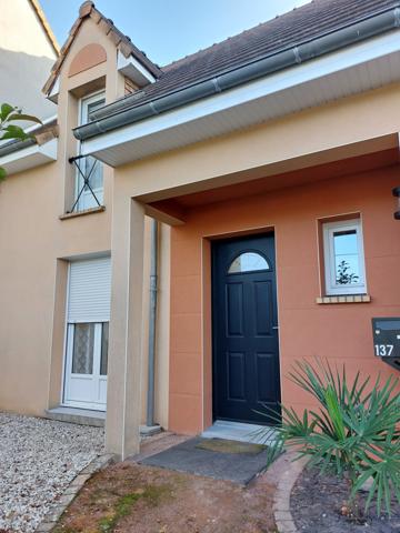 Magnifique Maison de 4 Chambres avec Jardin Clos, Quartier Hôpital Université