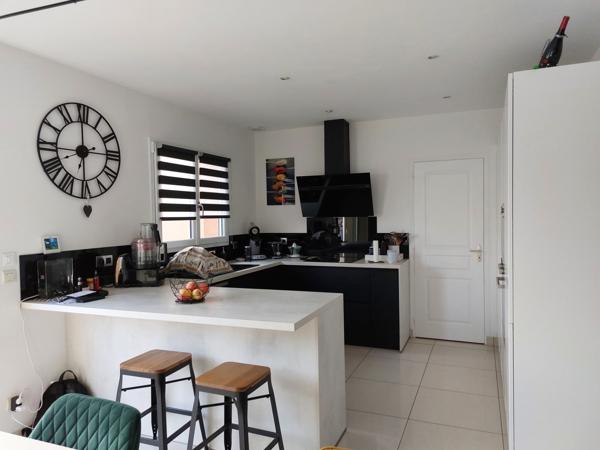 Magnifique Maison de 4 Chambres avec Jardin Clos, Quartier Hôpital Université