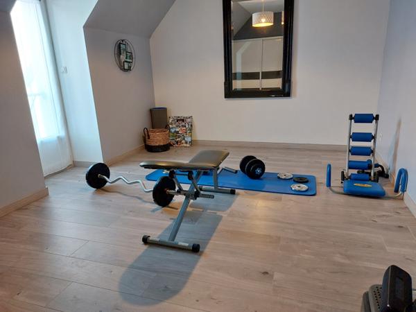 Magnifique Maison de 4 Chambres avec Jardin Clos, Quartier Hôpital Université