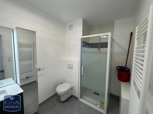 Appartement à louer 2 pièces 43.76m²