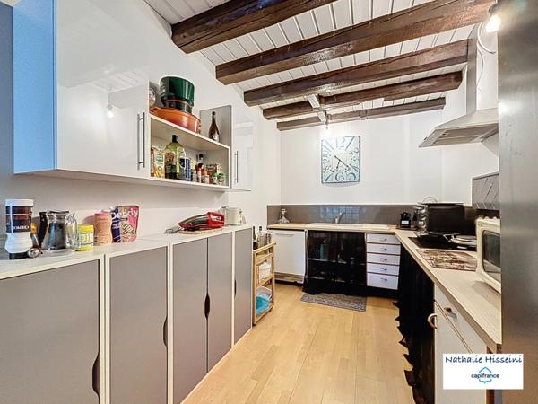 Grande bâtisse de caractère à RUOMS (07)