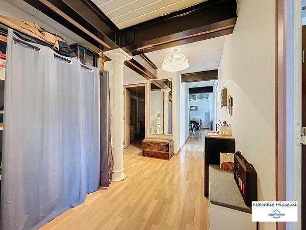 Grande bâtisse de caractère à RUOMS (07)