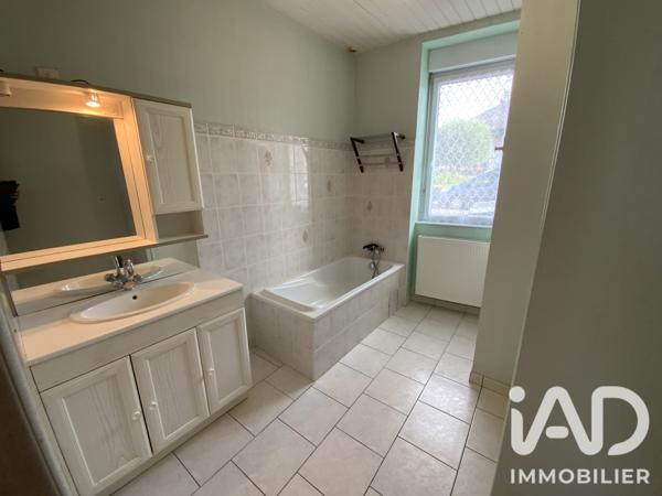 Maison à vendre 5 pièces 72 m² Ombrée d'Anjou