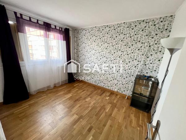 Appartement 86 m2 - 3 chambres - parking - cave